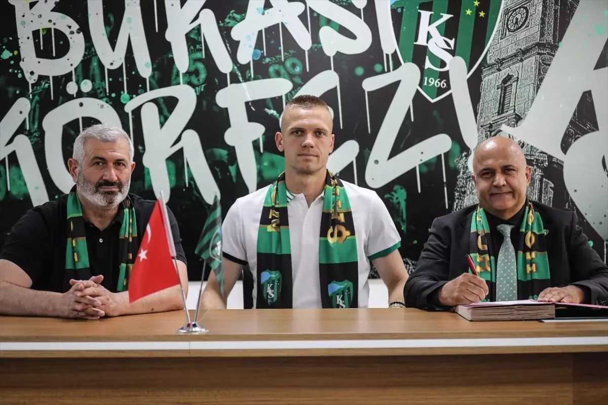 Kocaelispor, Kaleci Jovanovic ile Anlaştı