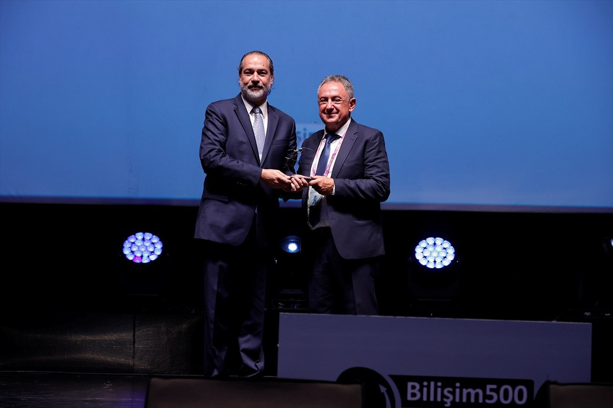KoçSistem, Bilişim 500\'de 8 Kategoride Ödül Kazandı