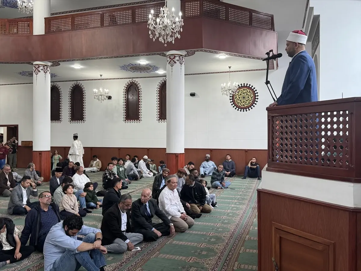 Kolombiya\'da Müslümanlar Kurban Bayramı Namazı Kıldı