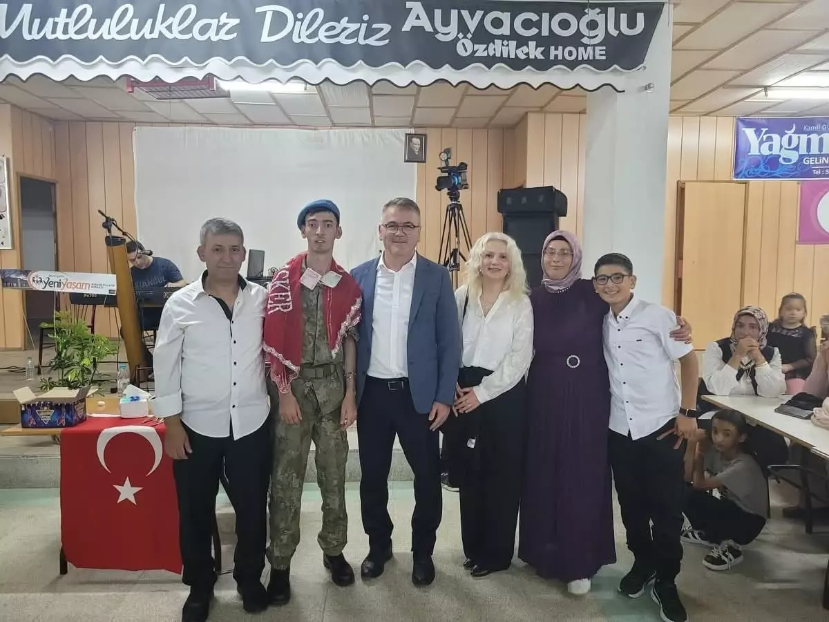 Engelli Ahmet\'e Temsili Asker Eğlencesi