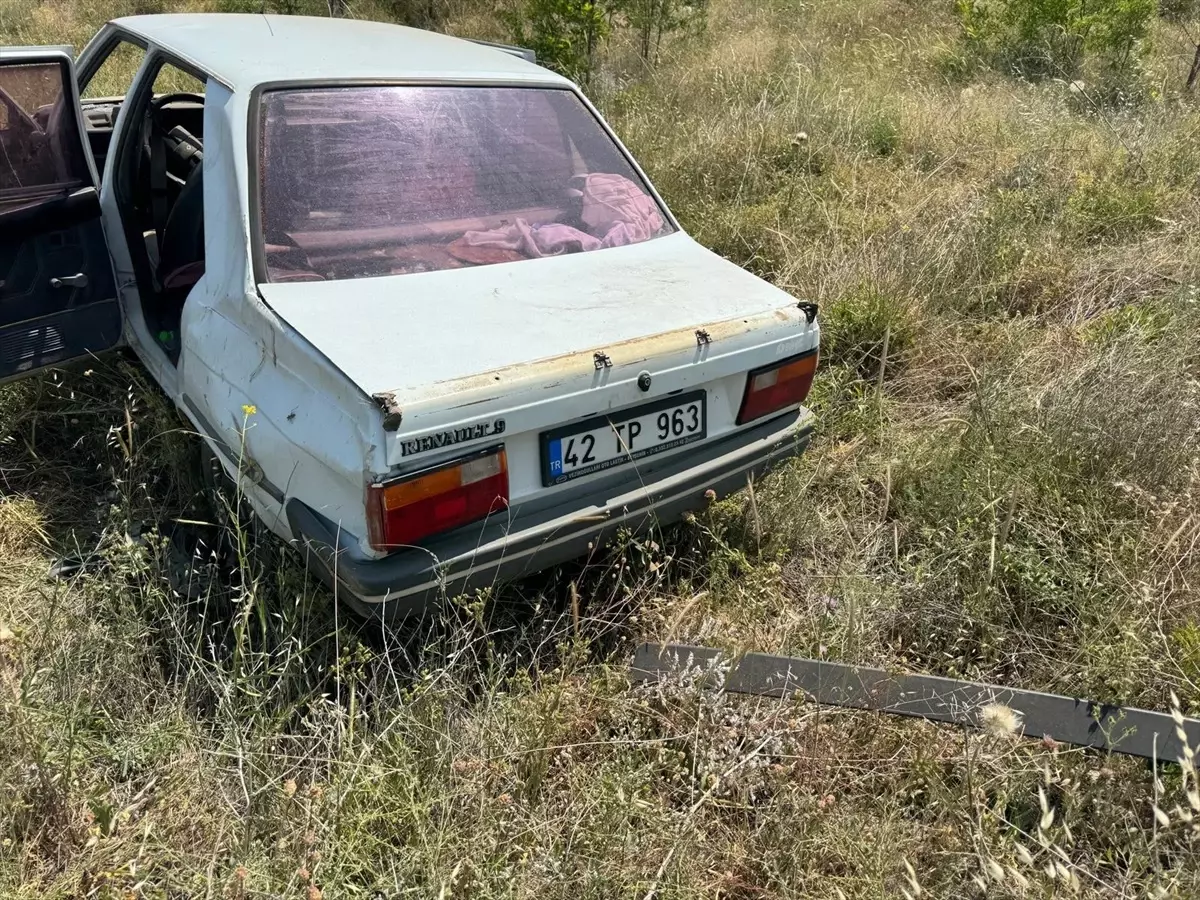 Beyşehir\'de Otomobil Devrildi: 4 Yaralı
