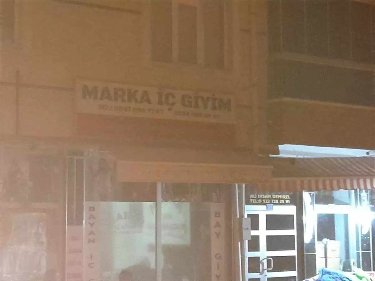 Kulu\'da Tuhafiyede Yangın Çıktı