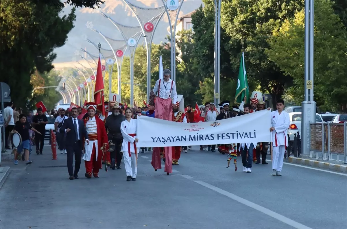 Erzincan\'da Yaşayan Miras Festivali Başladı