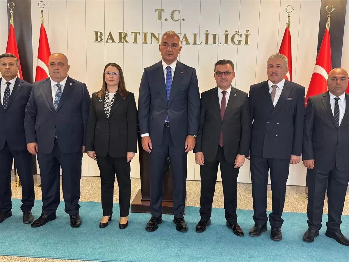 Bakan Ersoy Bartın\'da Ziyarette Bulundu