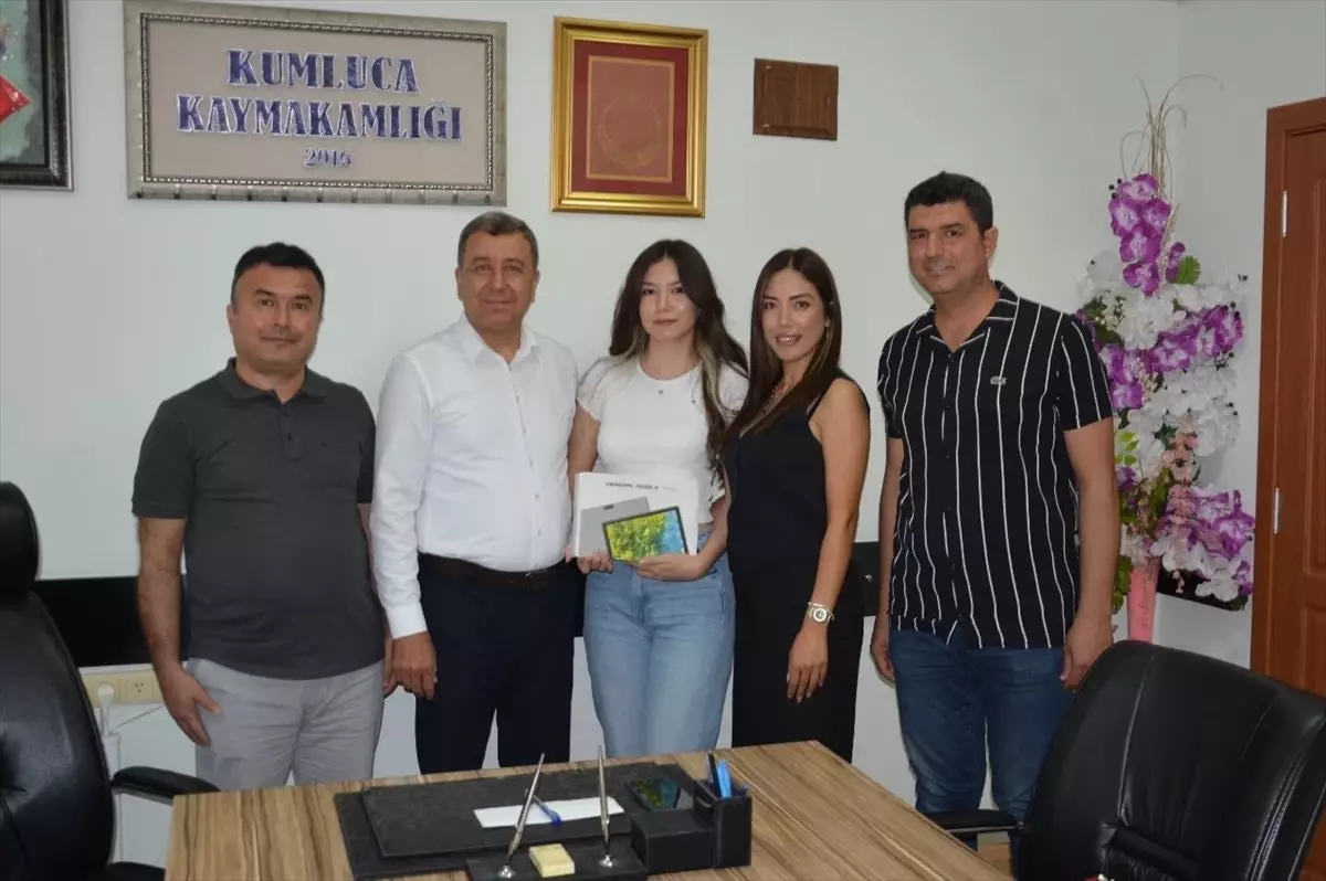 Kumluca\'lı Öğrencilere YKS Başarı Ödülü