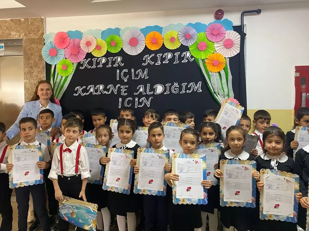 Minik Öğrencilerden Filistin\'e Destek
