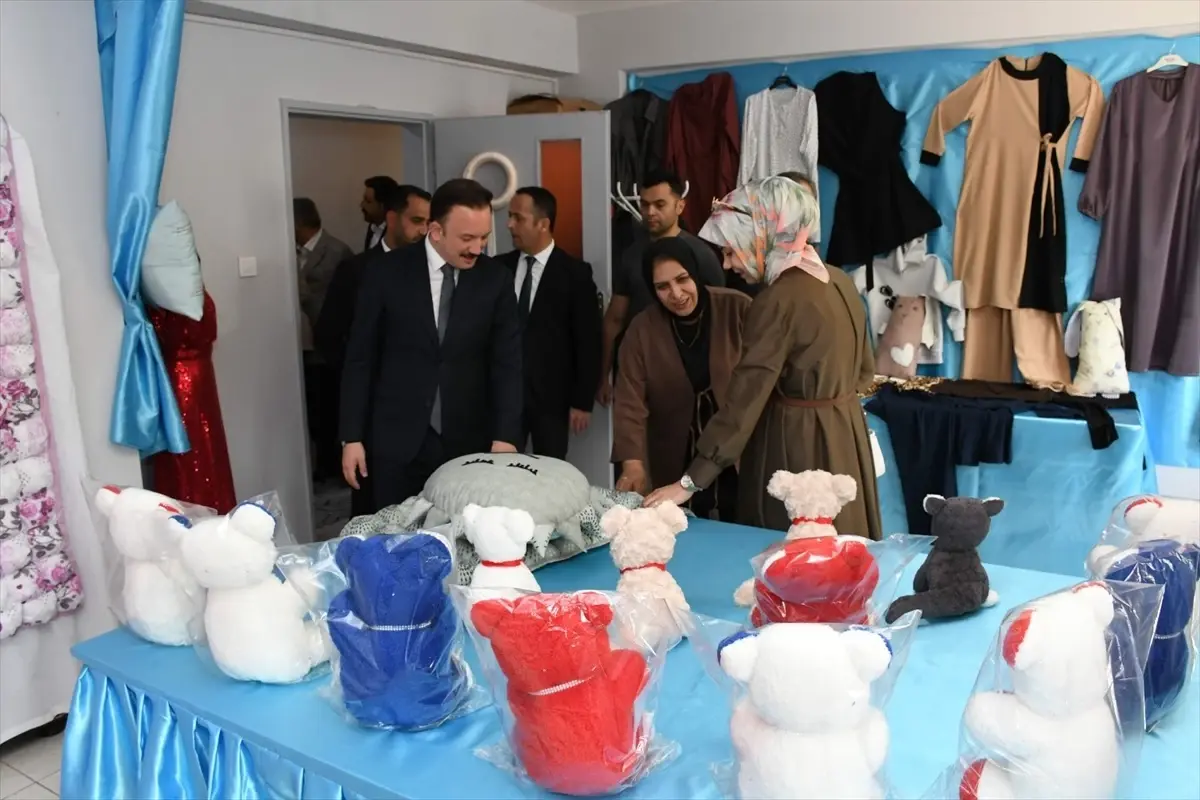 Malazgirt\'te Hayat Boyu Öğrenme Haftası Sergisi