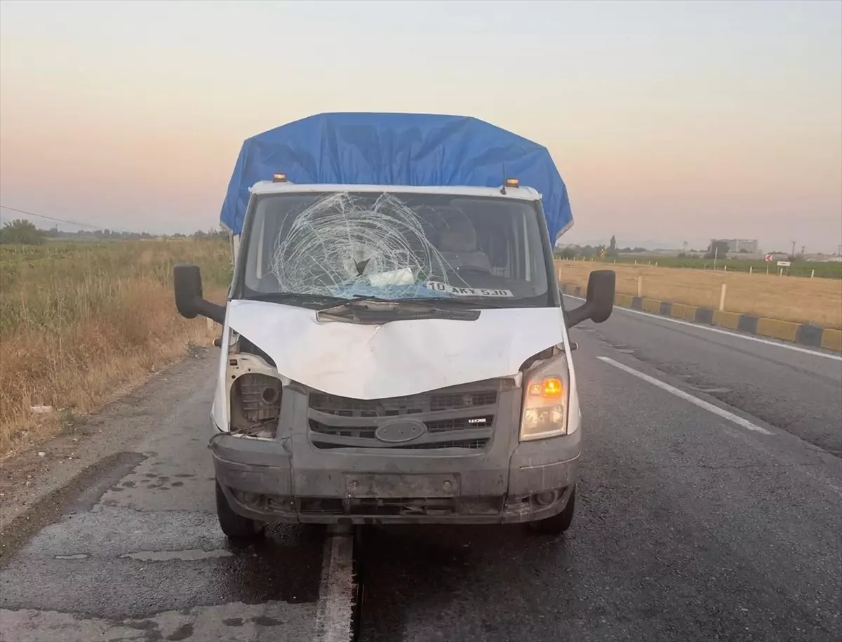 Kamyonet Bisikletliye Çarptı: Bir Ölü