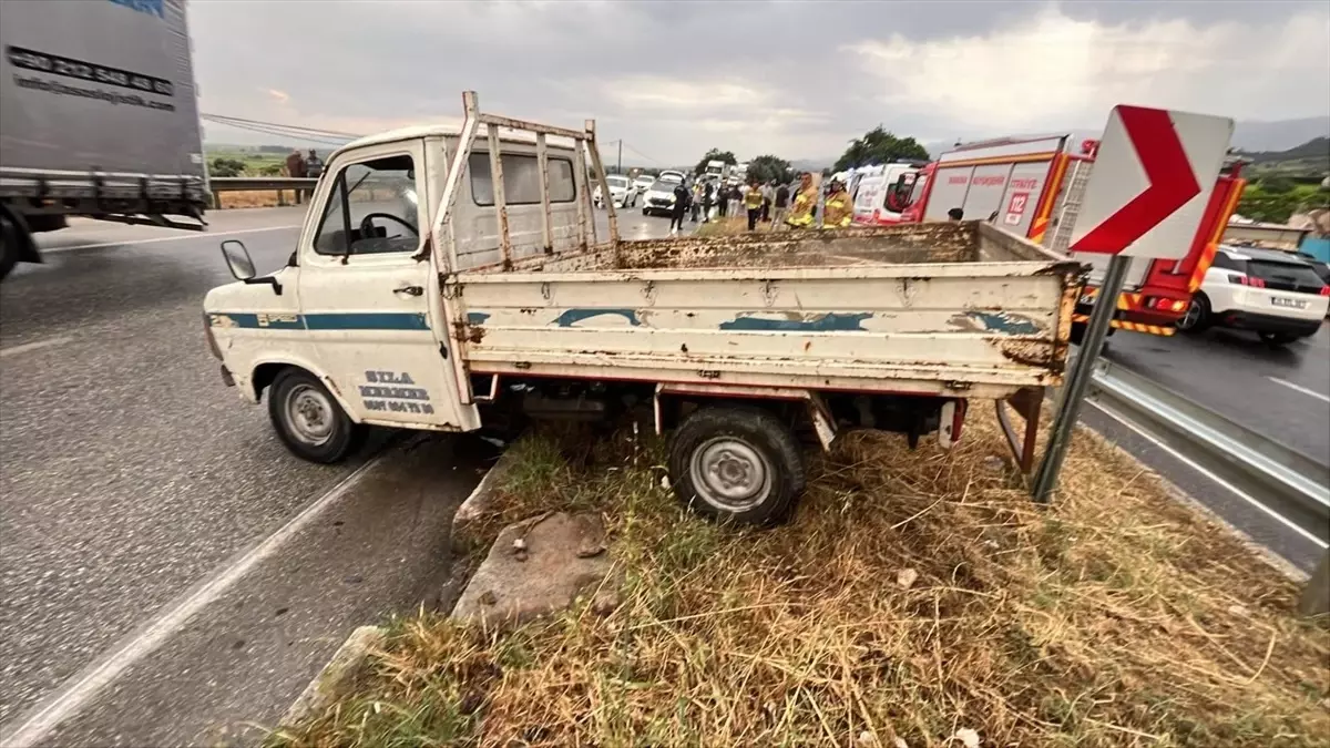 Salihli\'de Trafik Kazası: Bir Ölü, Bir Yaralı