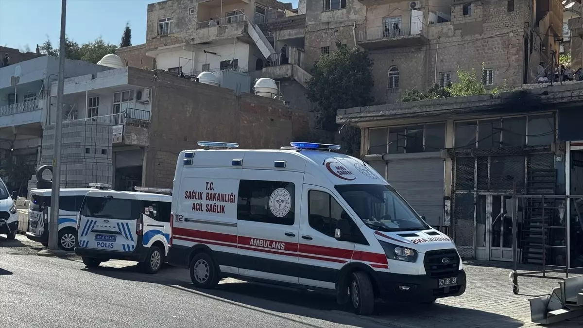 Kız kardeşler evlerinde ölü bulundu