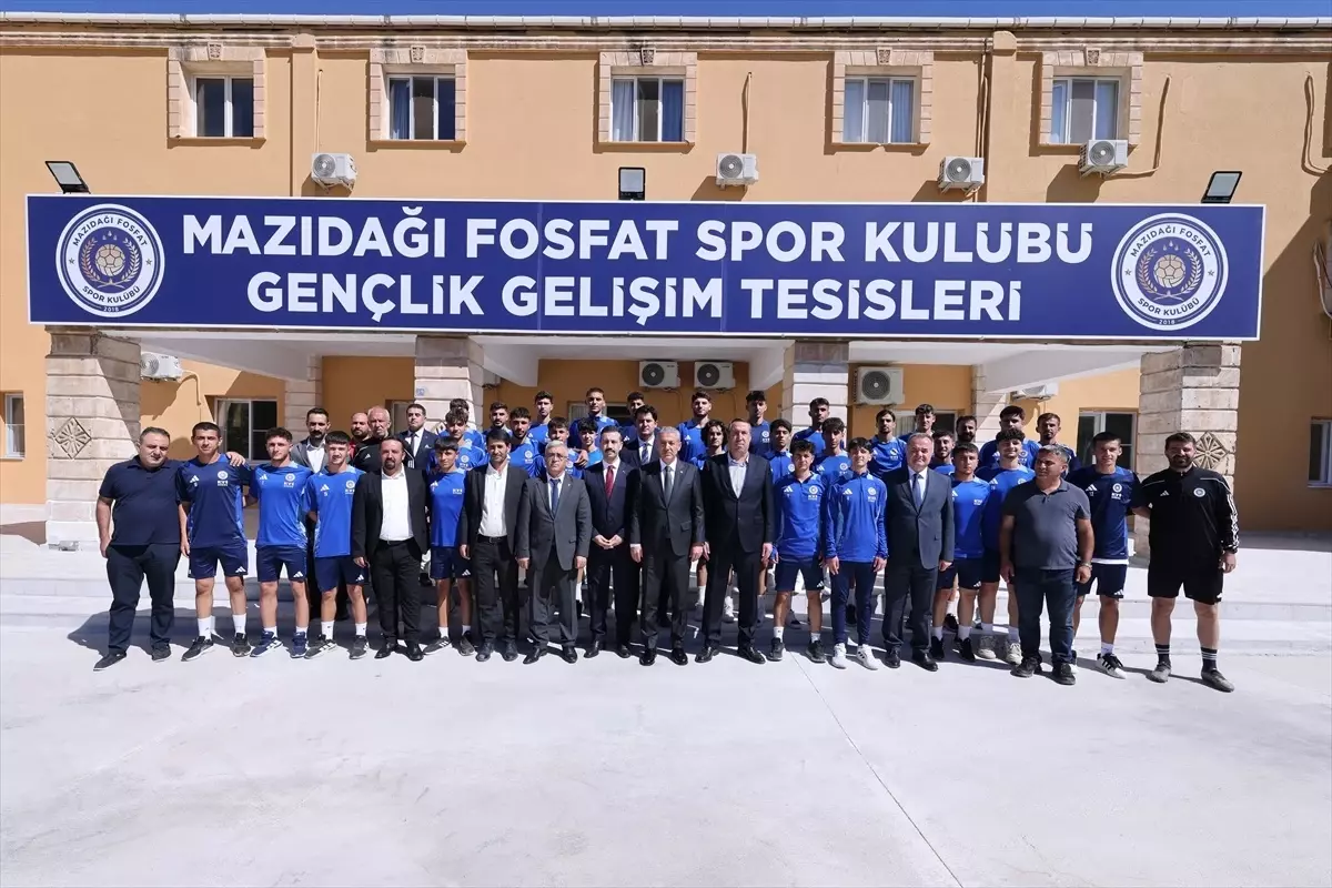 Vali Akkoyun Mazıdağı\'nda Esnafı Ziyaret Etti