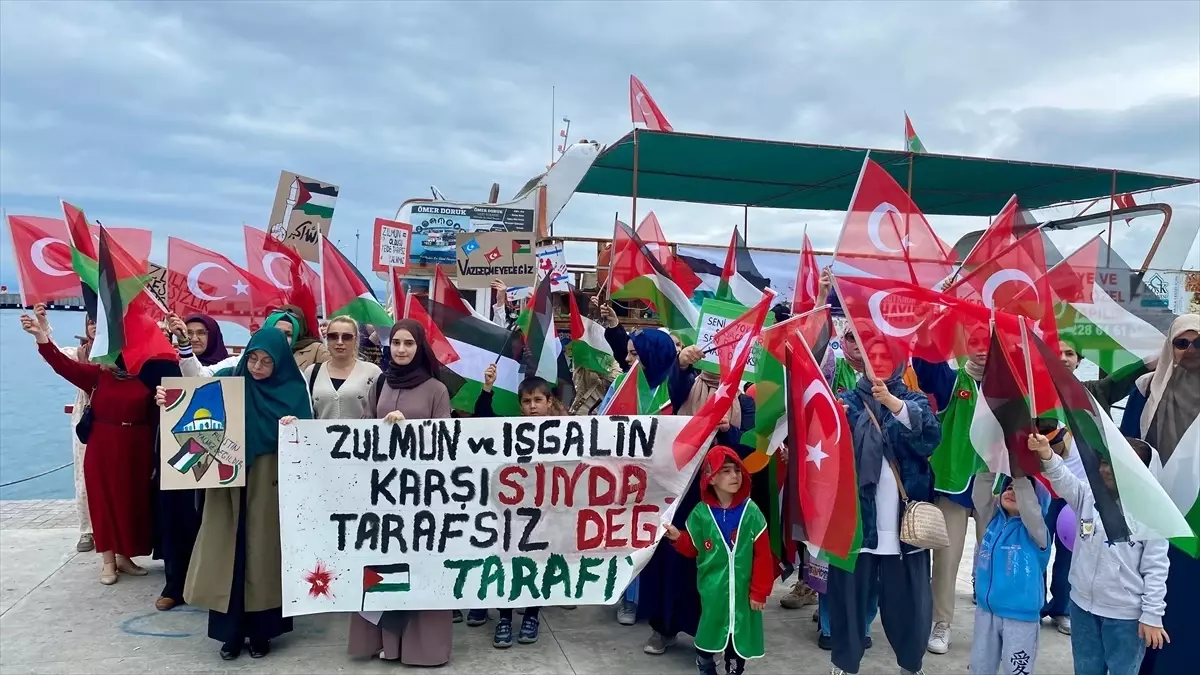 "Mavi Marmara" saldırısında hayatını kaybedenler Sinop\'ta anıldı