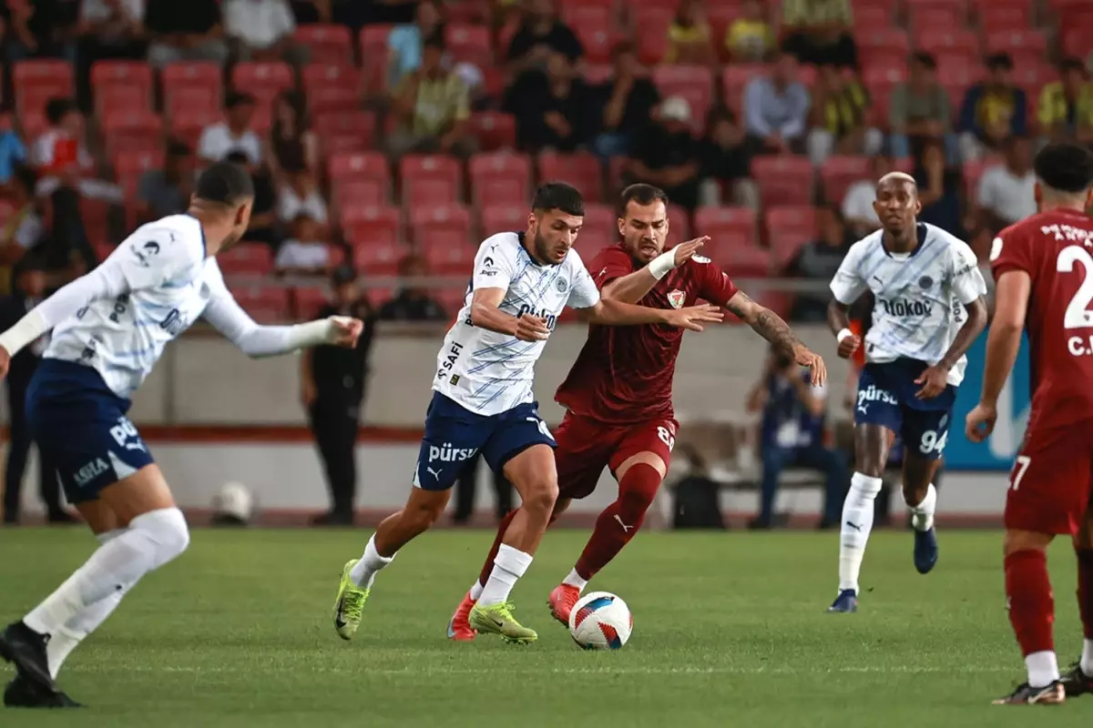 Mersin\'de tüm stat Ali Koç\'u istifaya davet etti