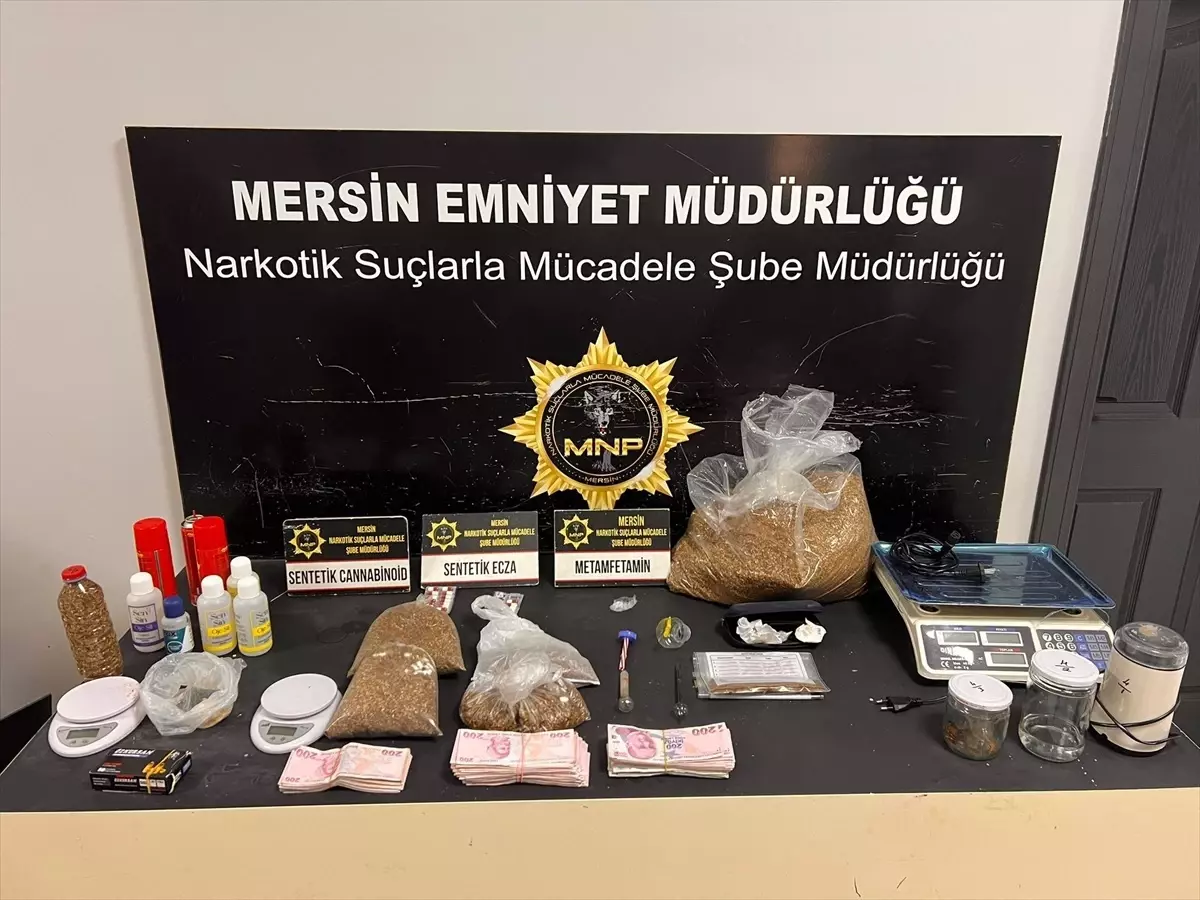 Mersin\'de Uyuşturucu Operasyonu: 9 Gözaltı