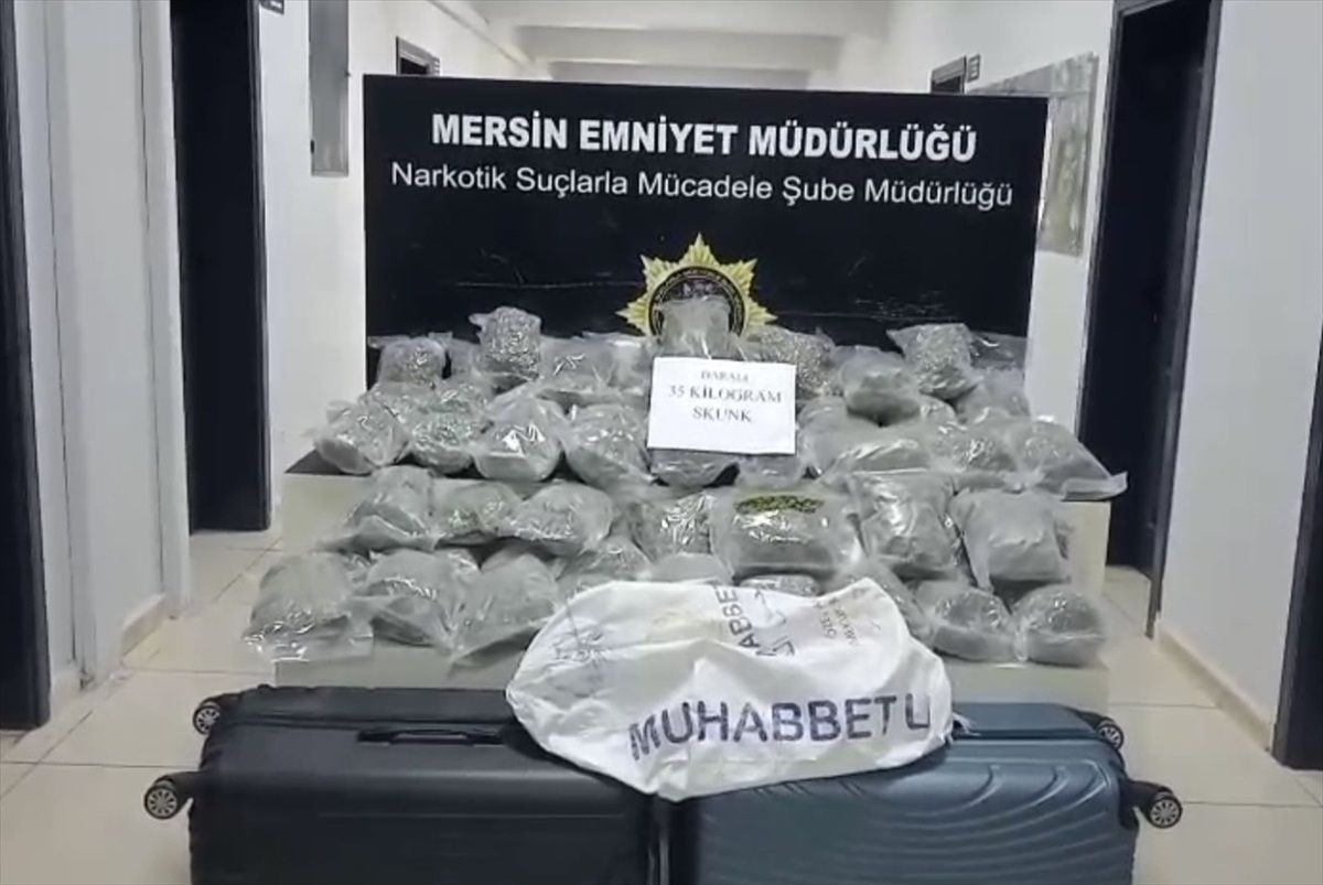 Mersin\'de Uyuşturucu Operasyonu: 35 Kilogram Ele Geçirildi
