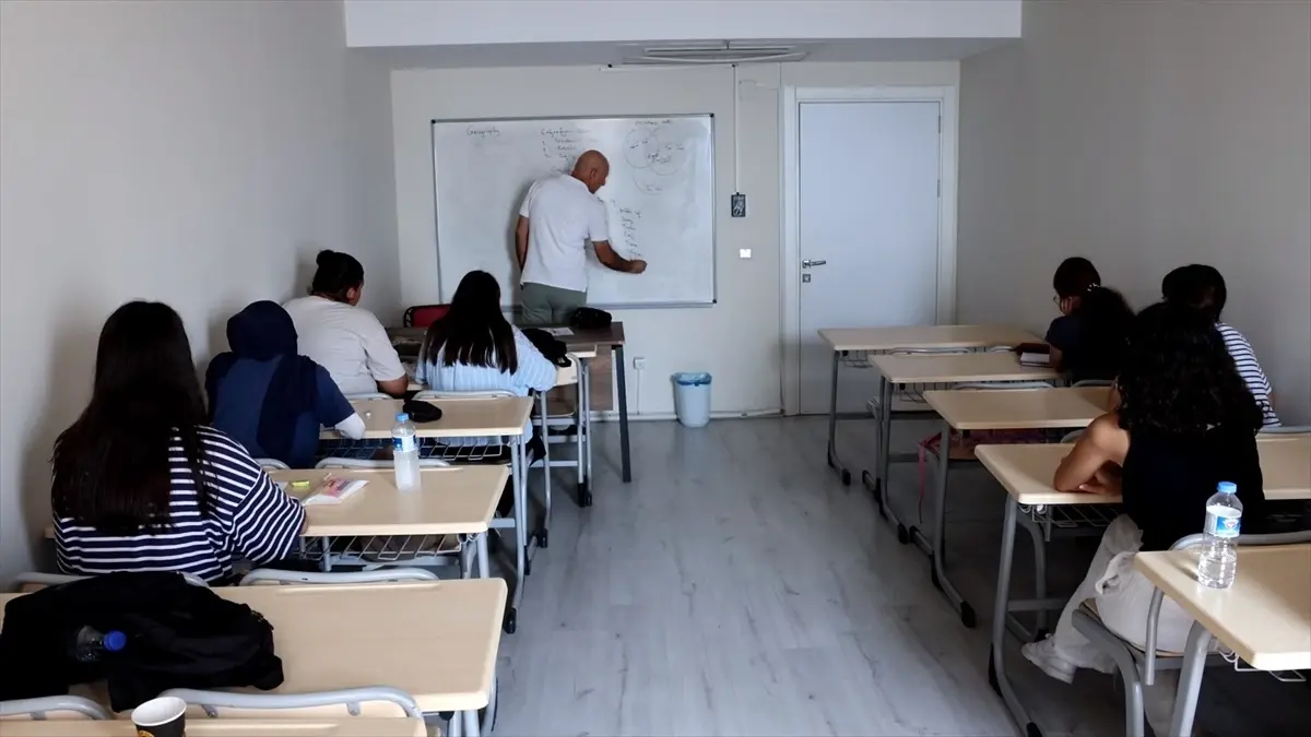Ücretsiz Üniversite Hazırlık Kursları