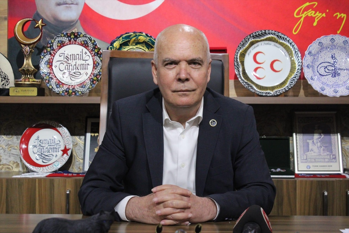 MHP\'li Candemir\'den 15 Temmuz Demokrasi ve Milli Birlik Günü mesajı