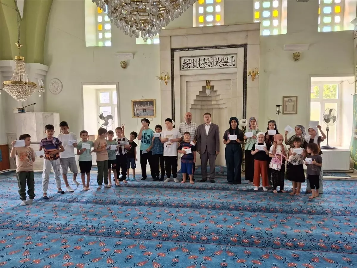 Mihalgazi\'de Kuran Kursu Kapanış Programı
