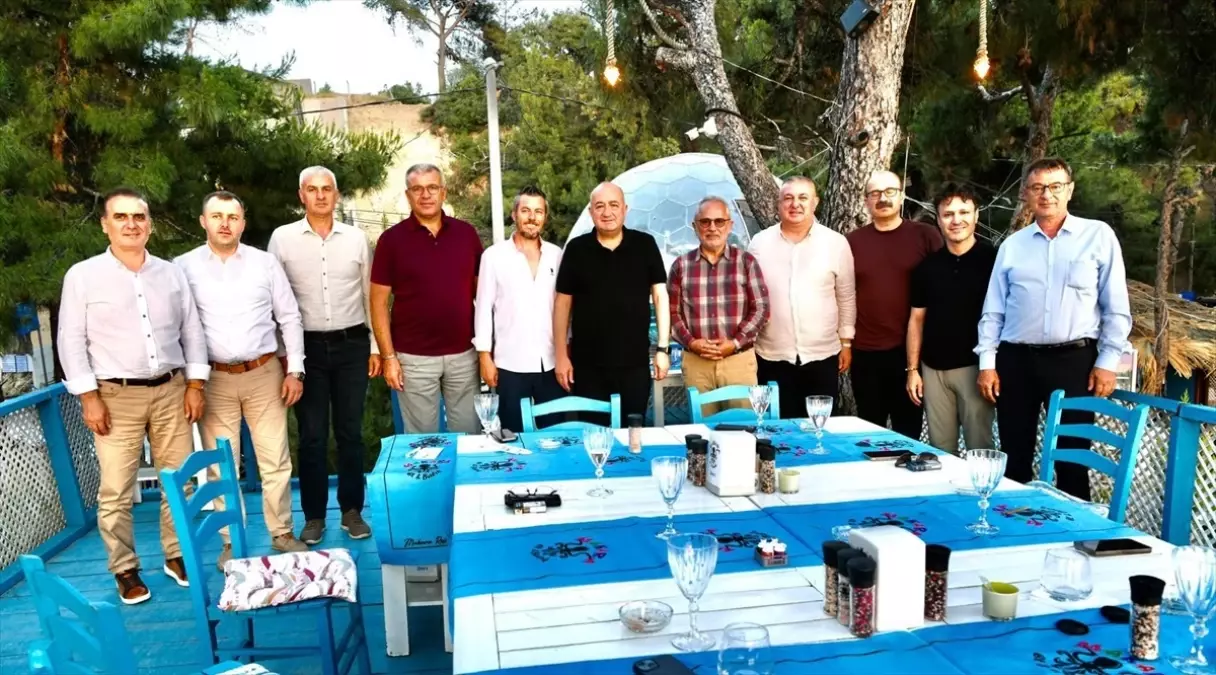Milletvekili Gider, AK Partili Başkanlarla Geyikli\'de buluştu