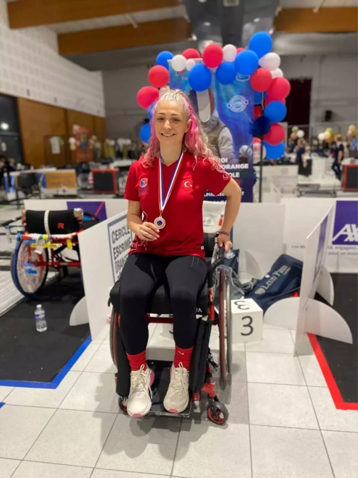 Şenay Güner Fransa\'da Çifte Madalya Kazandı