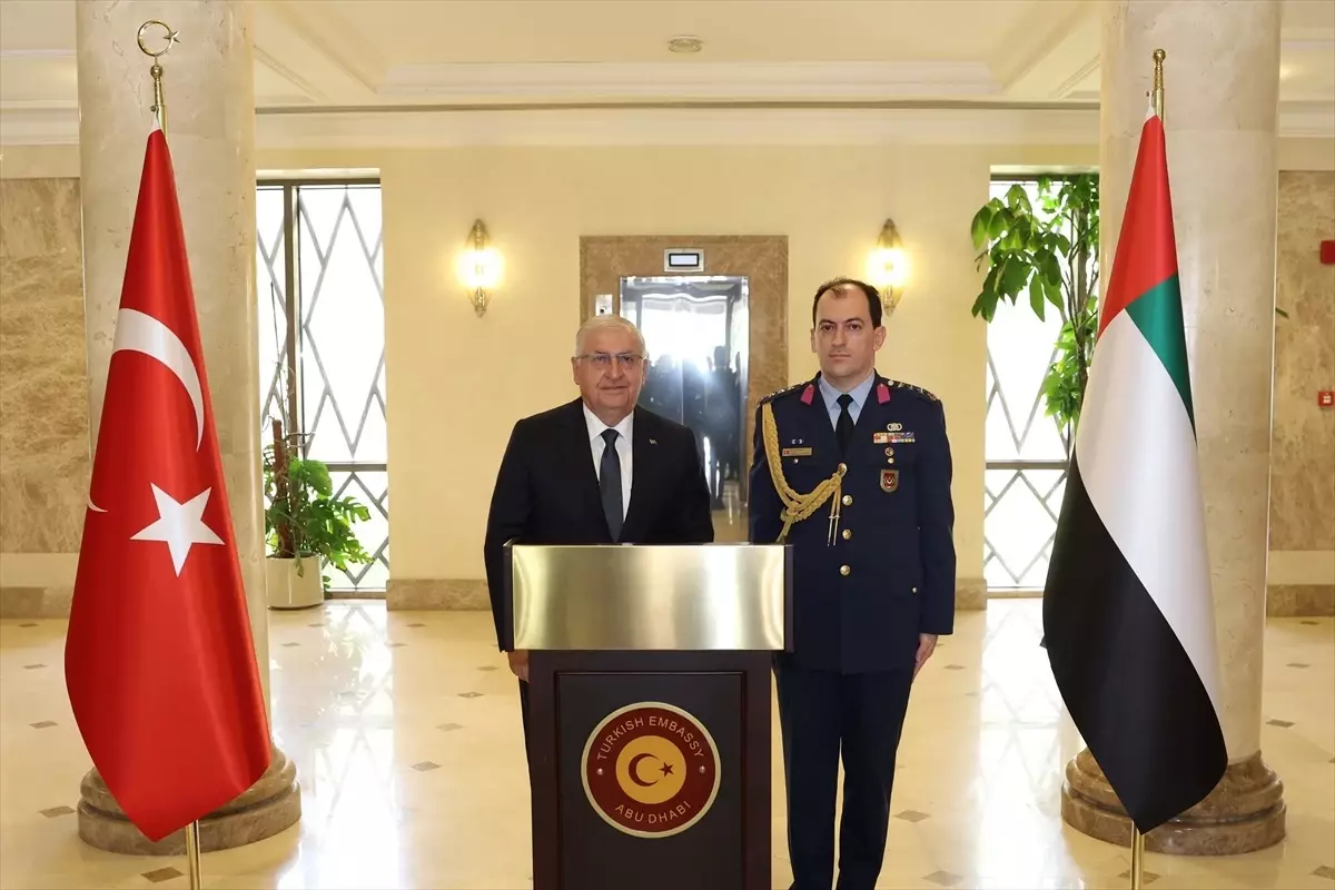 Bakan Güler, BAE\'de Büyükelçiliği Ziyaret Etti