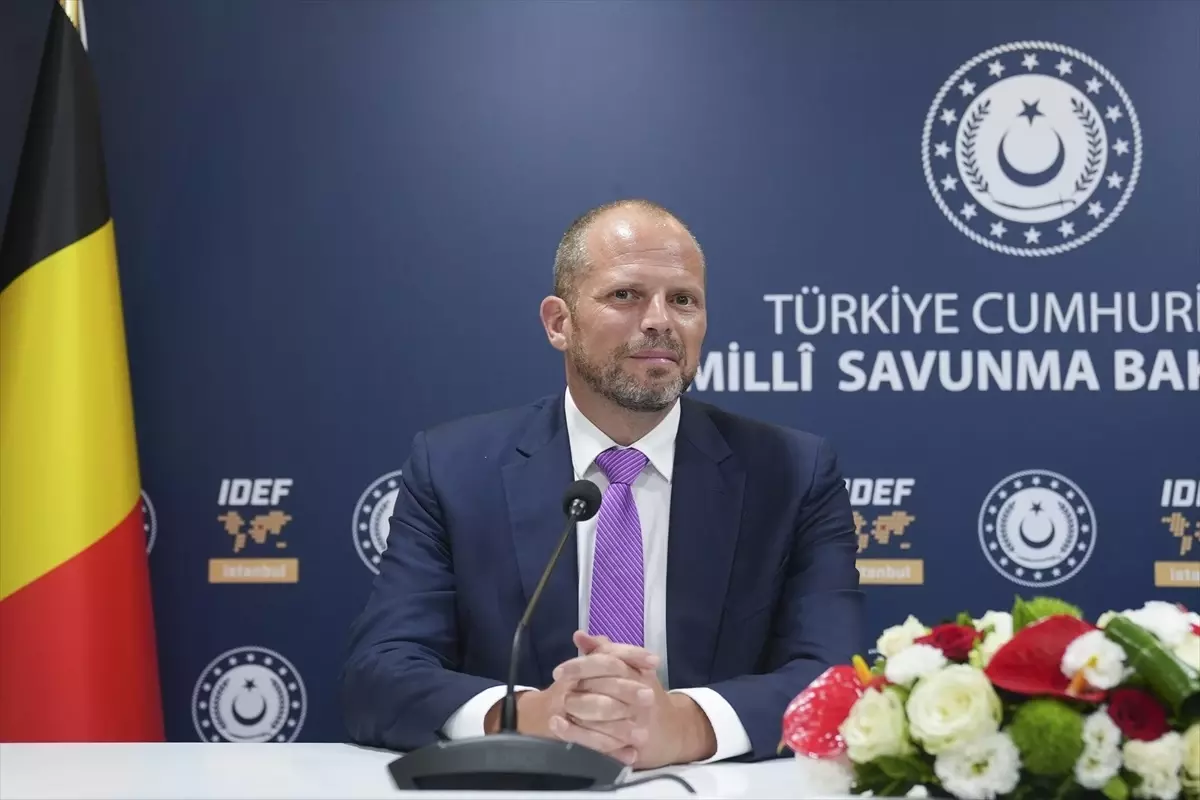 Güler ve Francken, IDEF 2025\'te Bir Araya Geldi