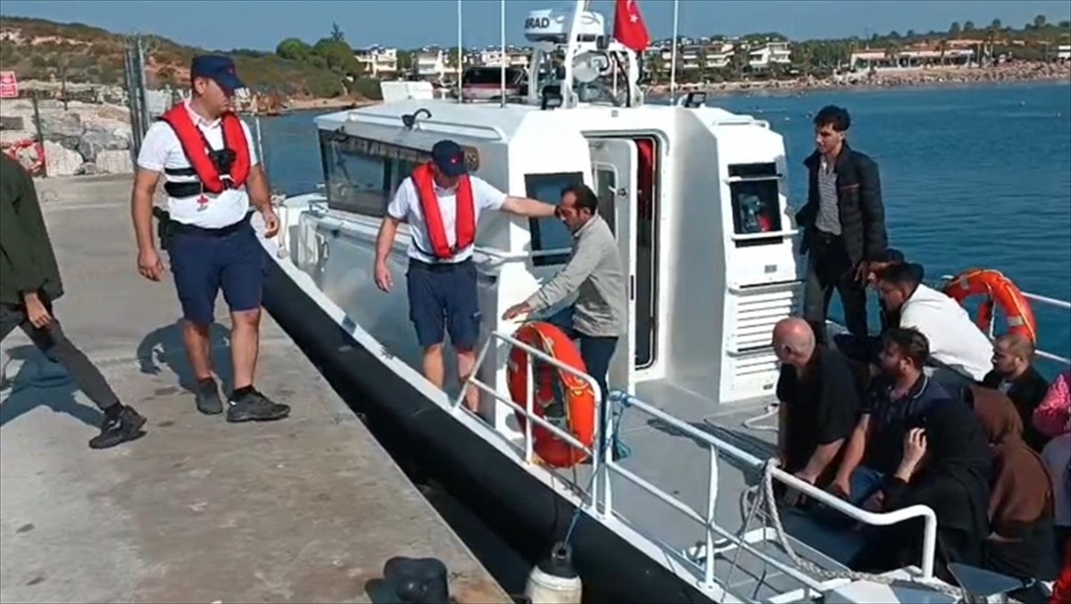Bodrum açıklarında 19 göçmen kurtarıldı