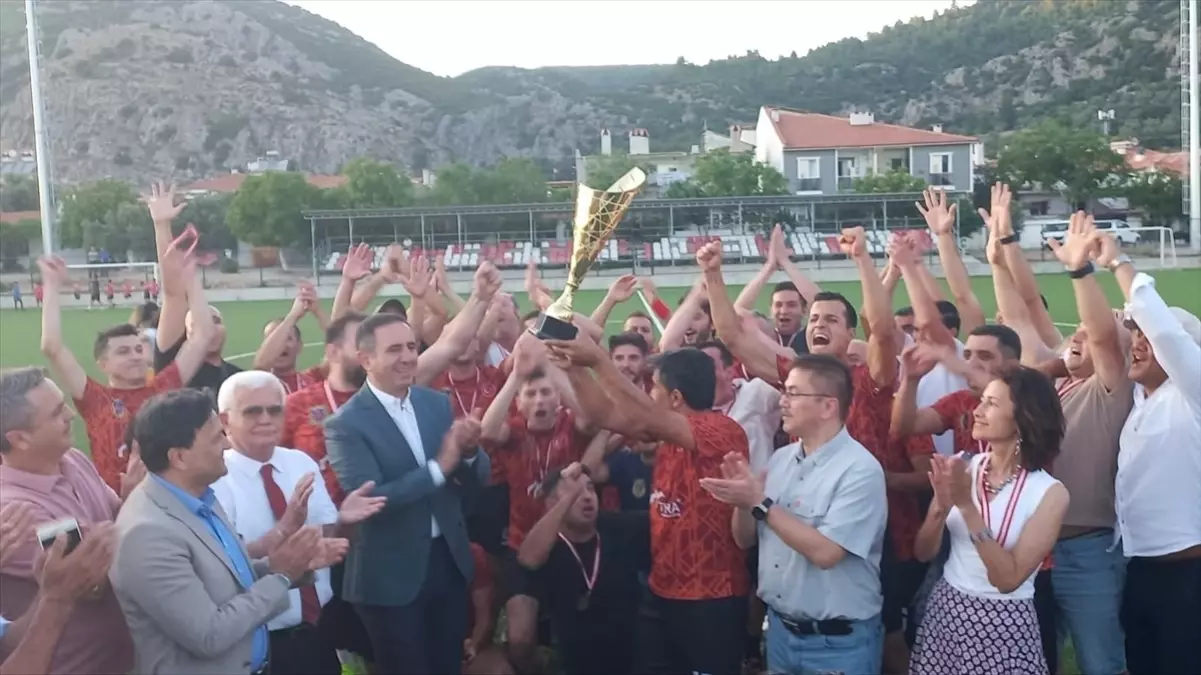 Valilik Kupası\'nın Şampiyonu Muğla E Tipi Cezaevi