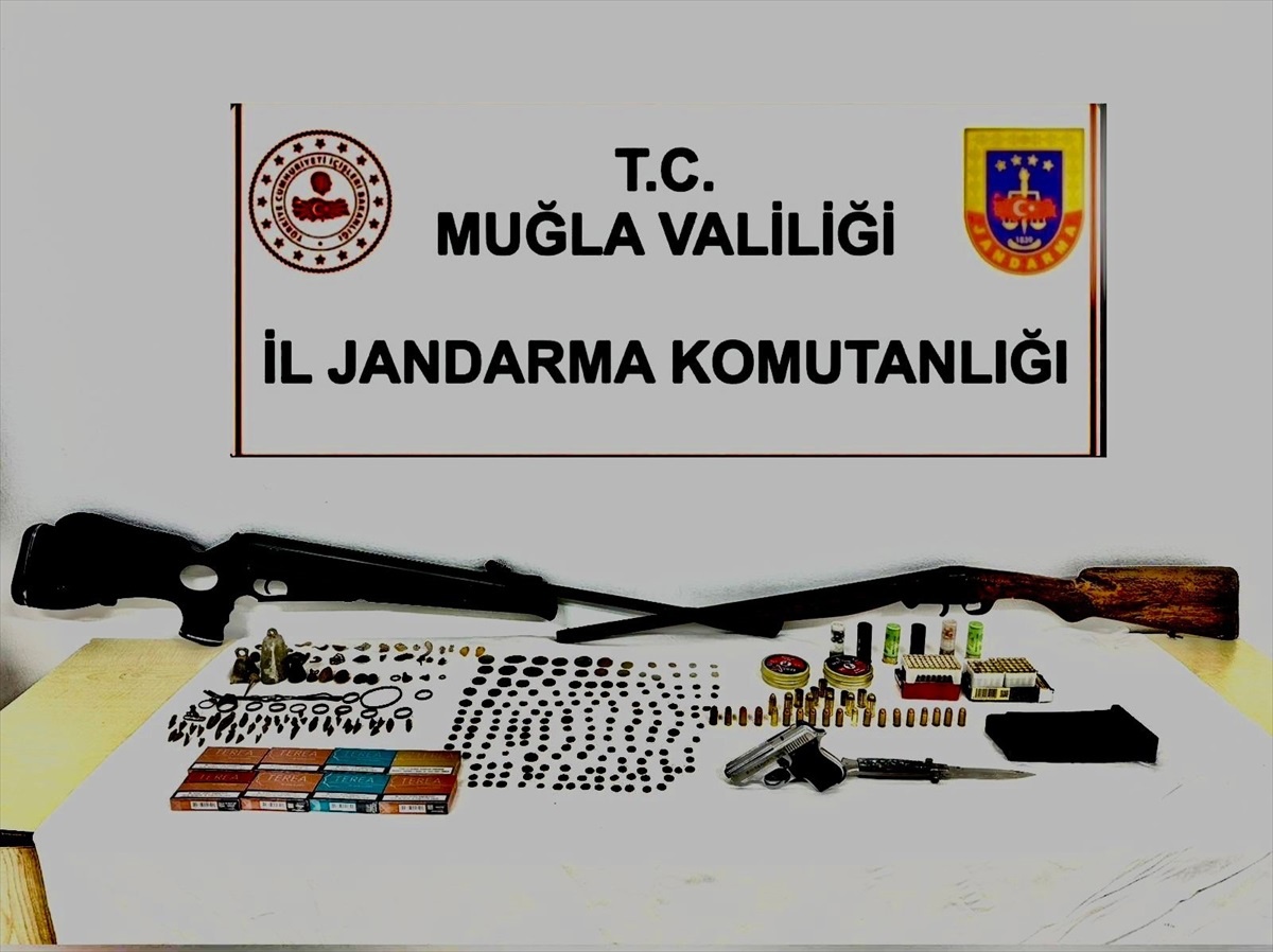 Muğla\'da Tarihi Eser Kaçakçılığı Operasyonu