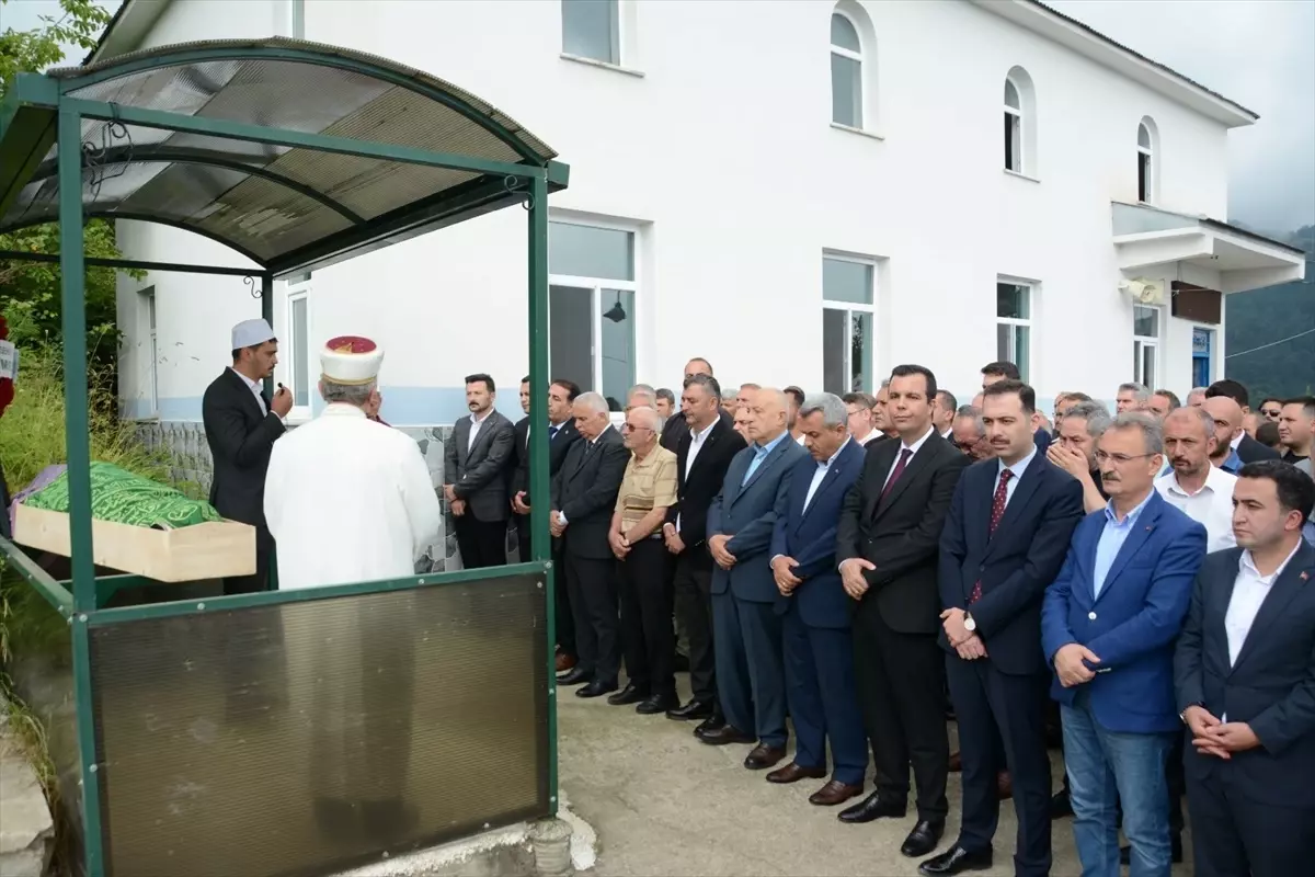 Hava Konak Son Yolculuğuna Uğurlandı