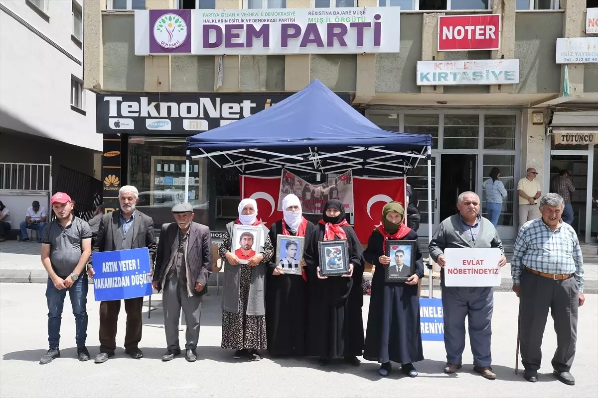 Muş\'ta Kaçırılan Çocuklar İçin Eylem