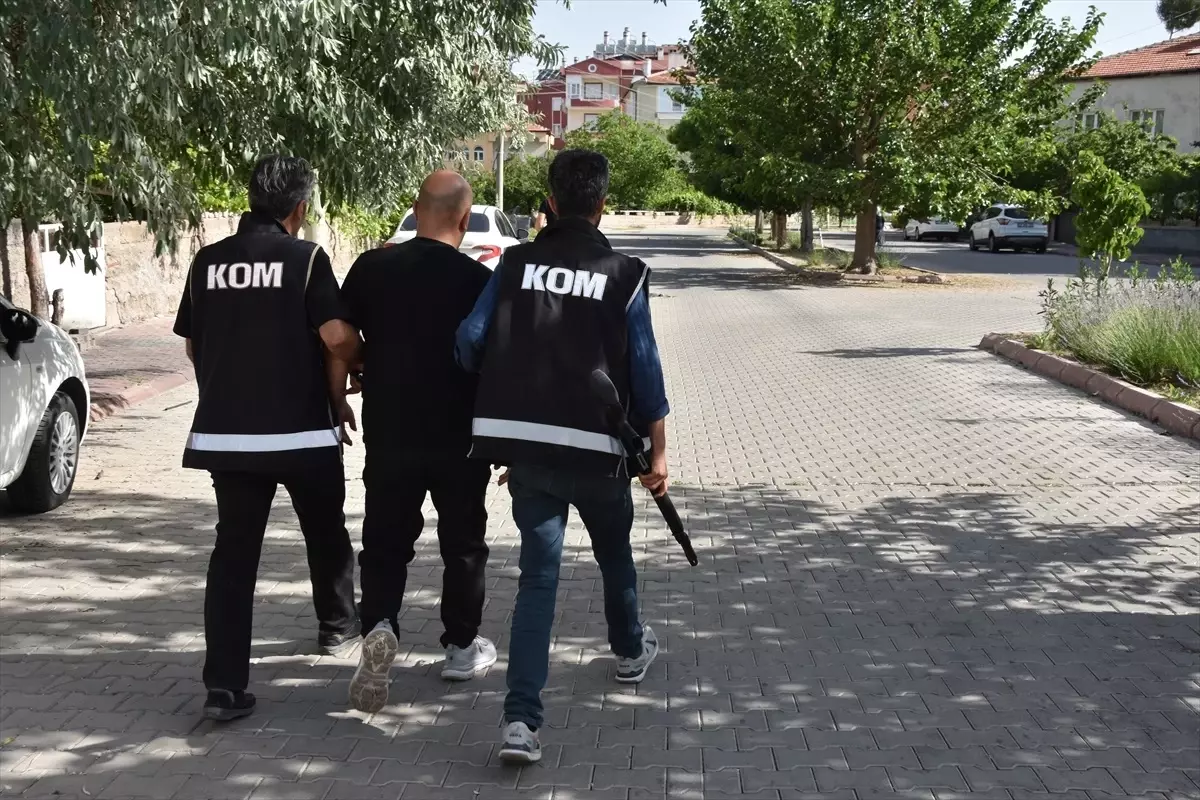 Nevşehir\'de Uyuşturucu Operasyonu: 61 Gözaltı