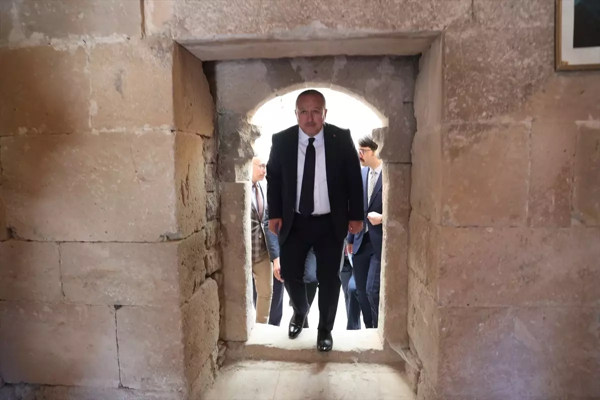 Nevşehir Valisi Fidan, Ürgüp\'te vatandaşlarla buluştu
