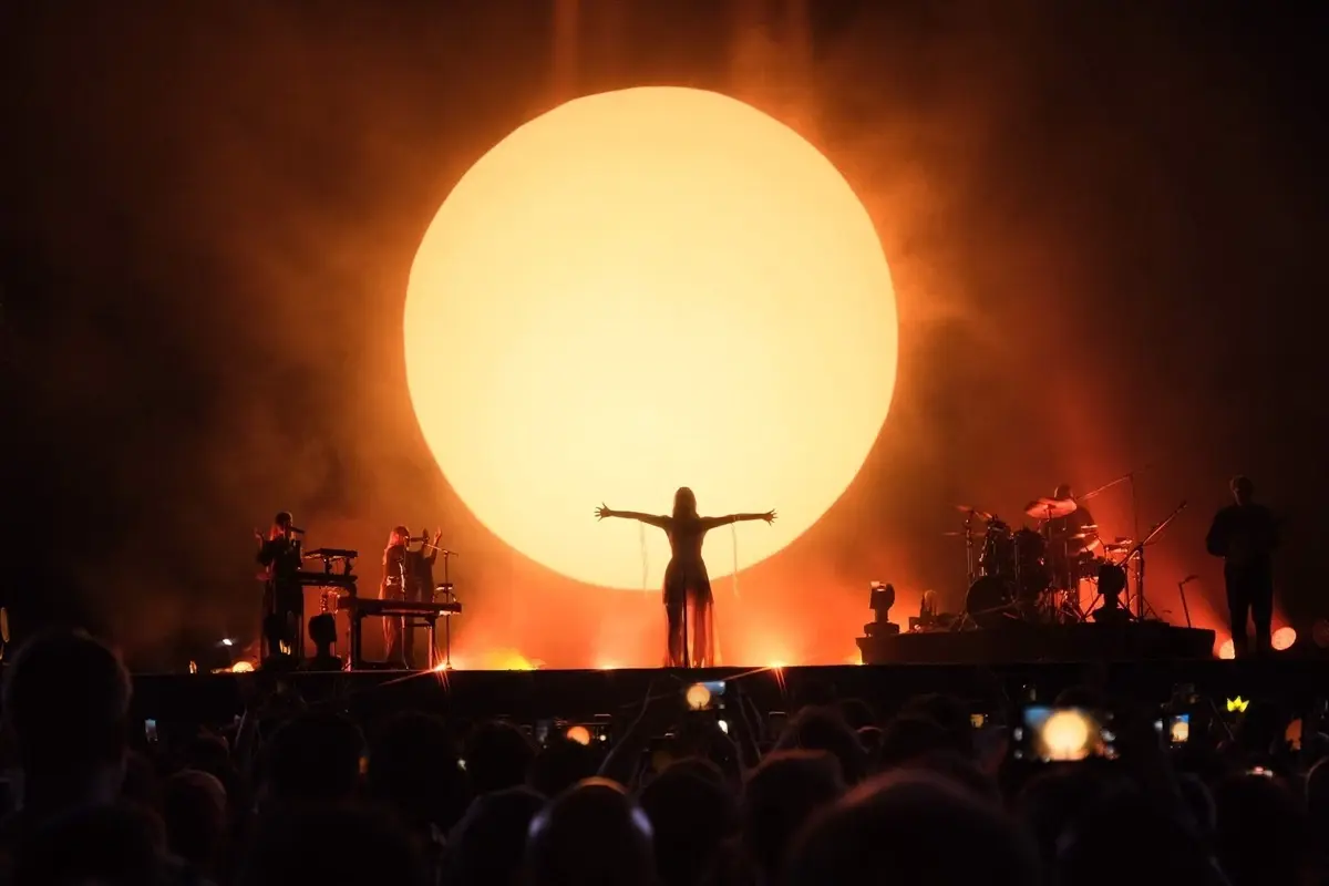 Aurora İstanbul\'da Unutulmaz Bir Konser Verdi