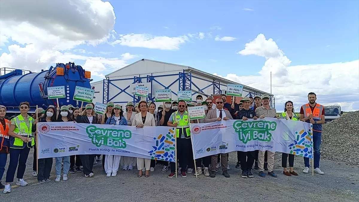 Edirne\'de Geri Dönüşüm Tesisine Öğrenci Ziyareti