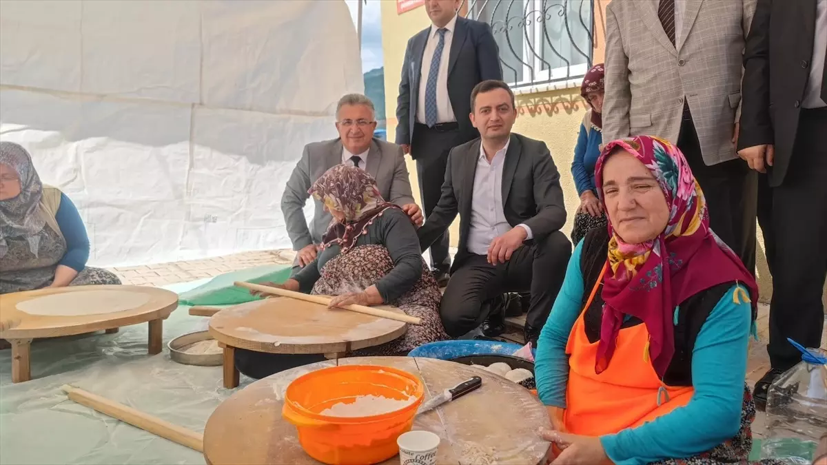 Oğuzlar\'da Yıl Sonu Sergisi Açıldı