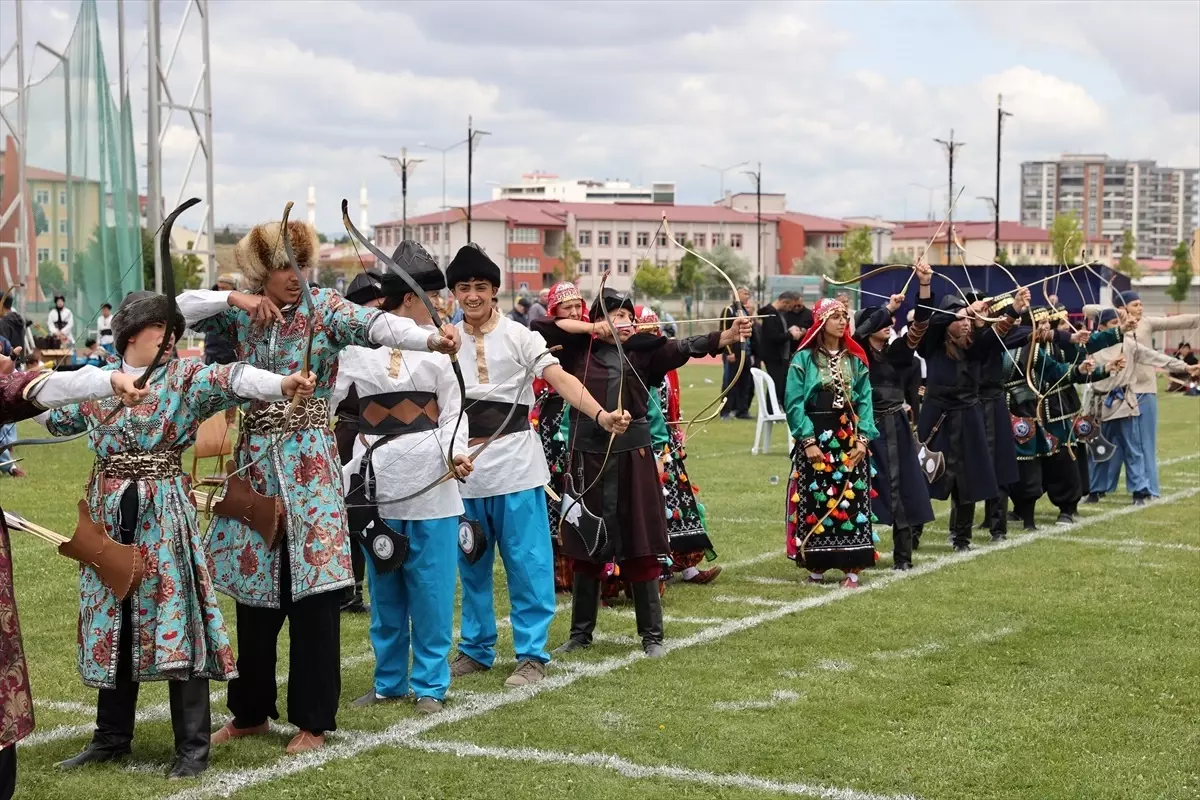 Sivas\'ta Okçuluk Şampiyonası Başladı