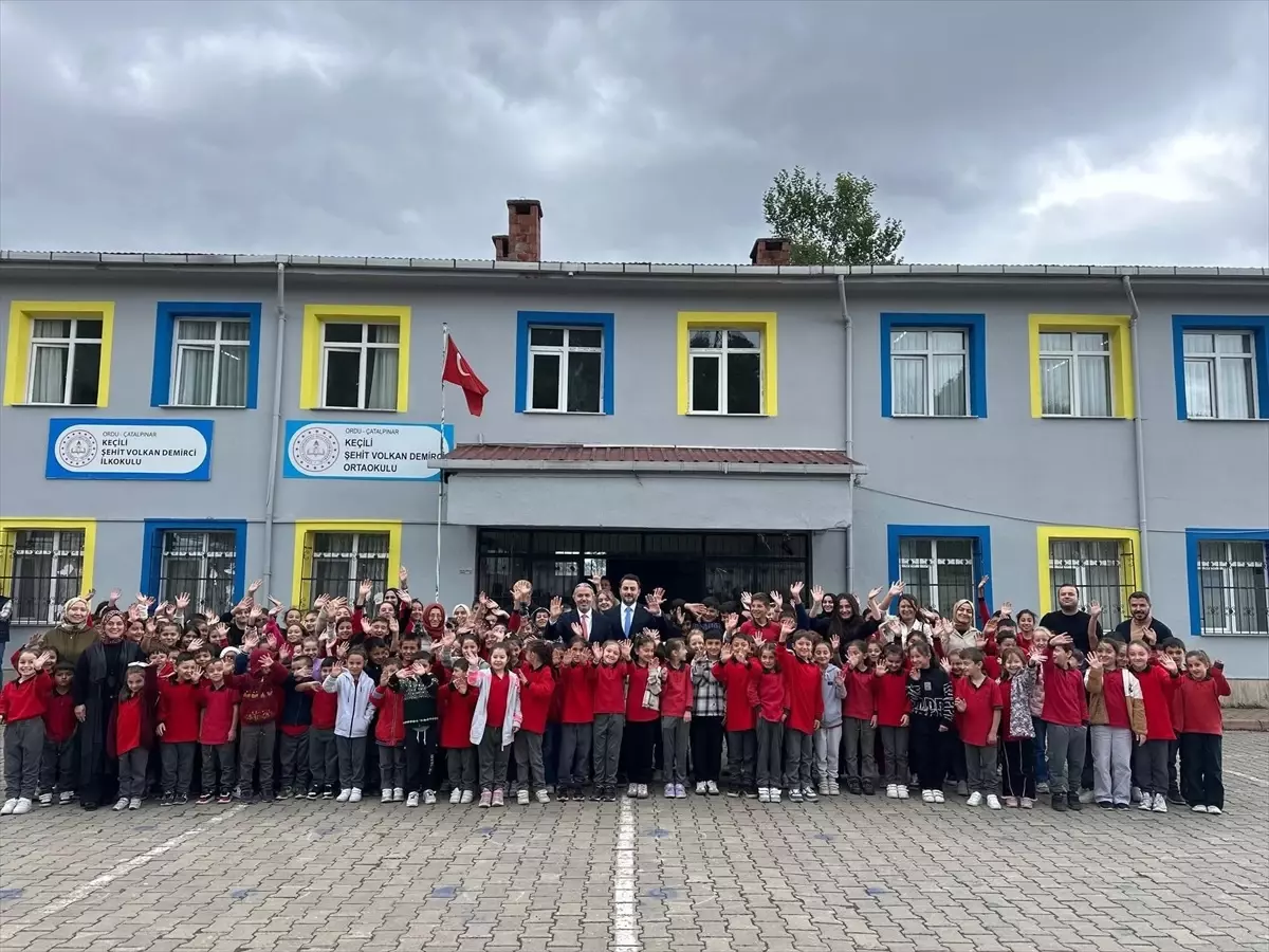 Ordu\'da TKDK\'den öğrencilere kırtasiye malzemesi desteği