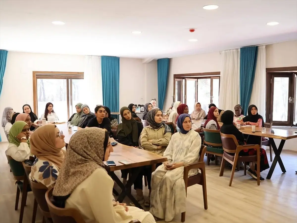 Uluslararası Öğrencilerden Diğerkamlık Kampı