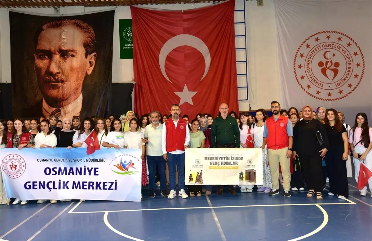 Osmaniye\'den 120 Kız Öğrenci Tarih ve Kültür Yolculuğuna Çıkıyor