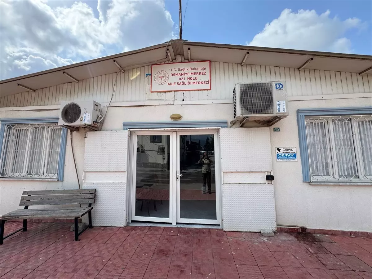 Osmaniye\'de Aile Hekimine Tehdit ve Cam Kırma