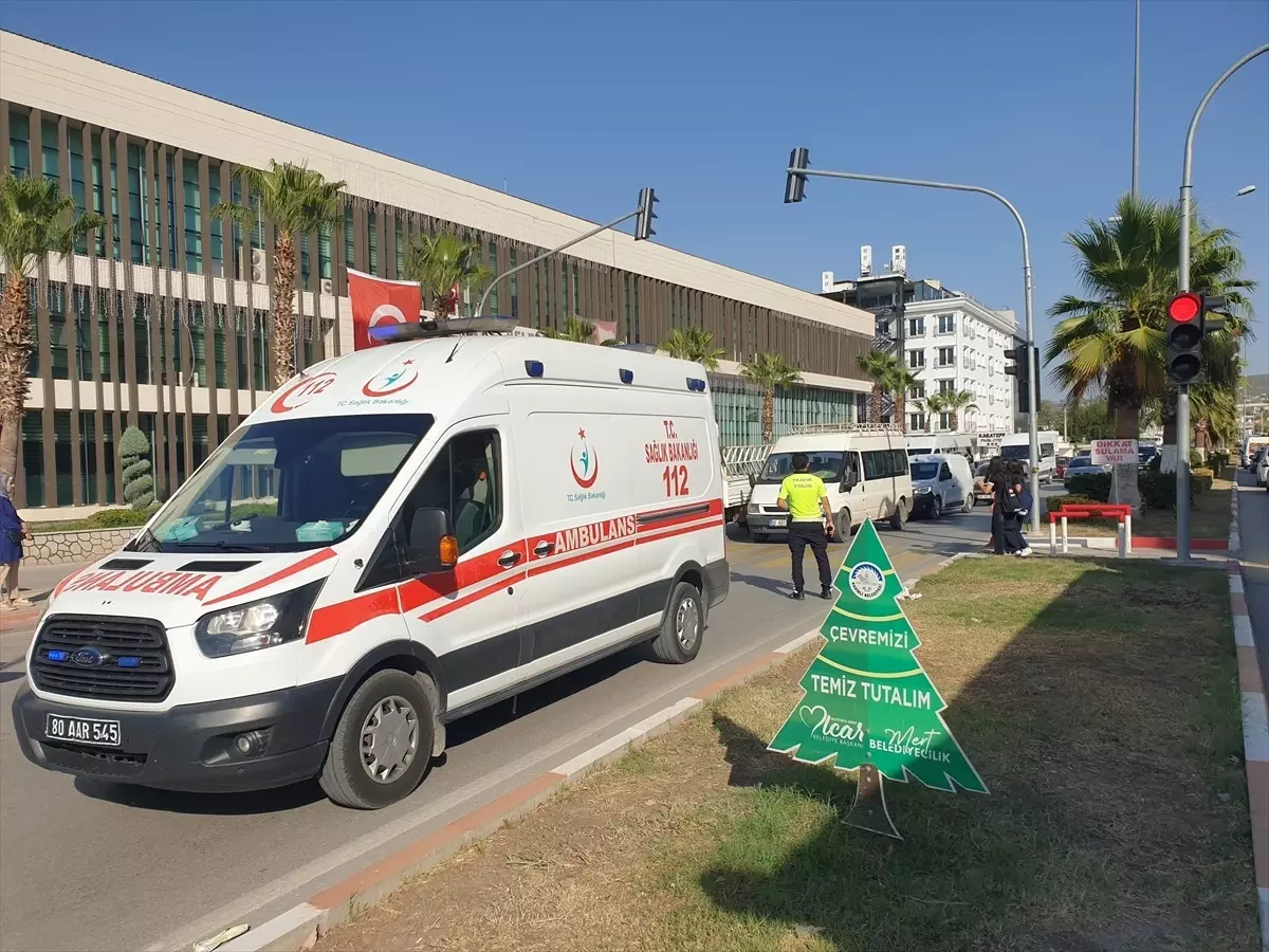 Yaya Otomobilin Çarpmasıyla Ağır Yaralandı