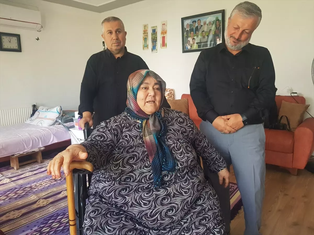 Emine Güler\'e Yeni Tekerlekli Sandalye