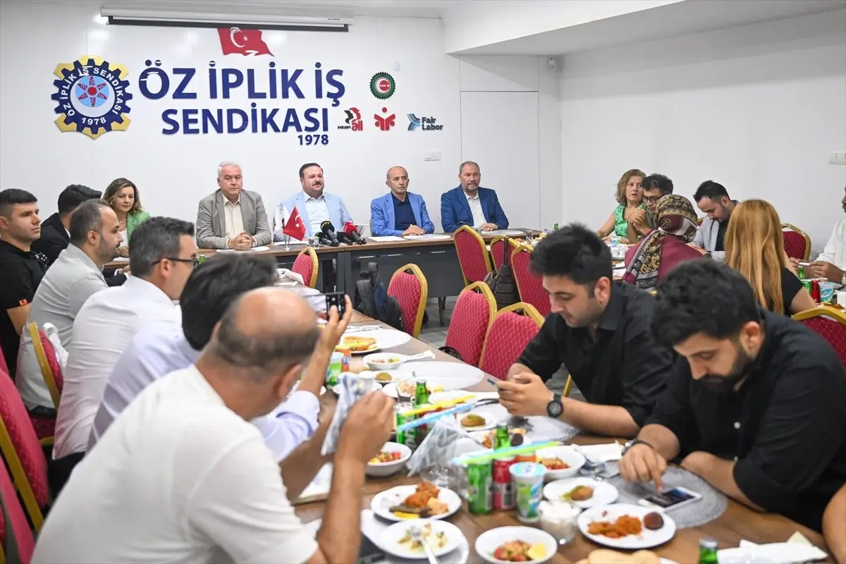 Tekstil Sektöründe Kalite ve Verimlilik Vurgusu