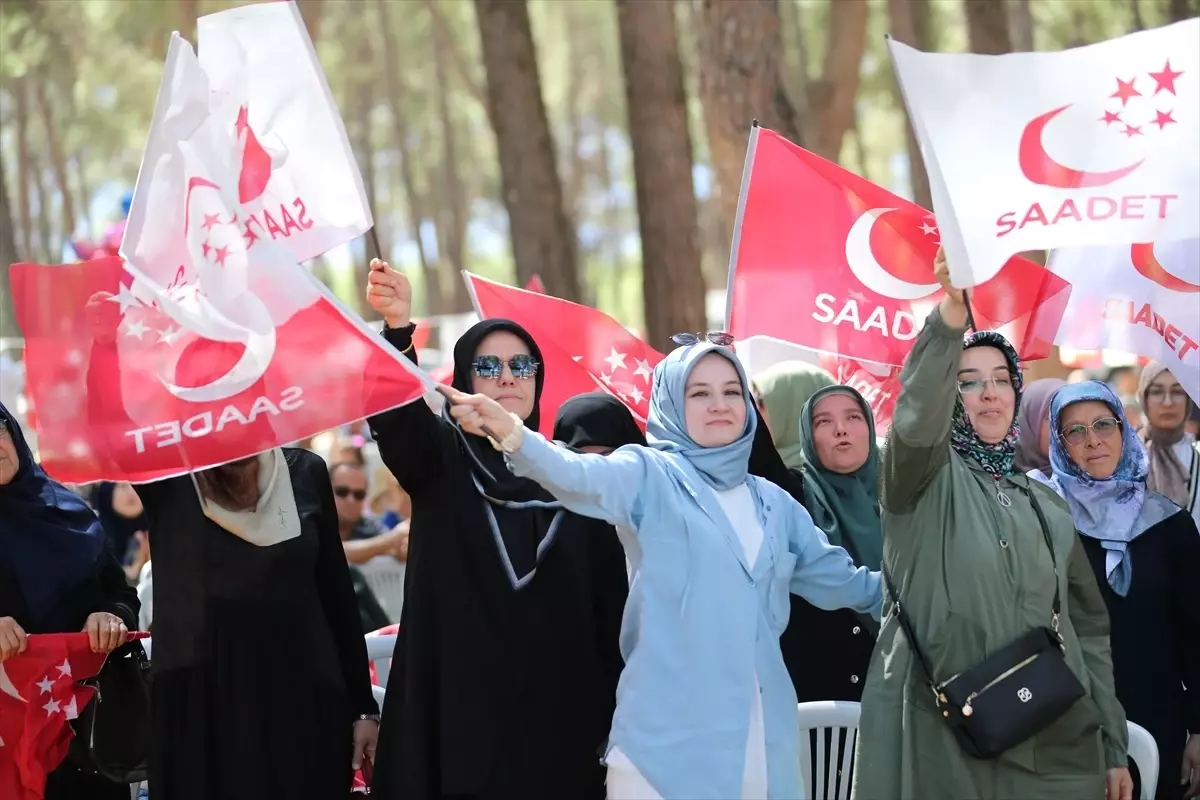 Saadet Partisi\'nden Gazze\'ye Gemiler