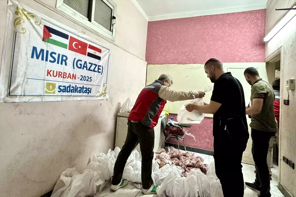 Sadakataşı\'ndan Gazze\'ye Kurban Desteği