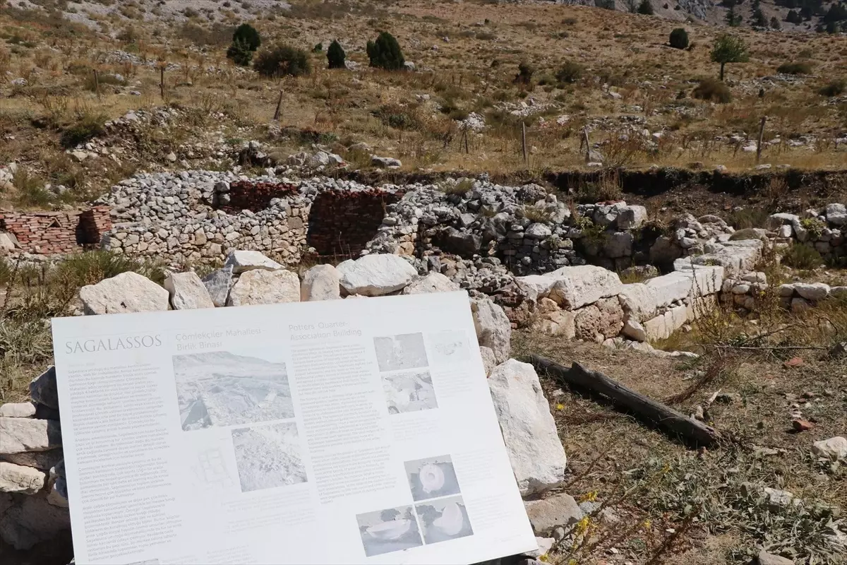 Sagalassos\'ta Antik Dernek Binası Bulundu
