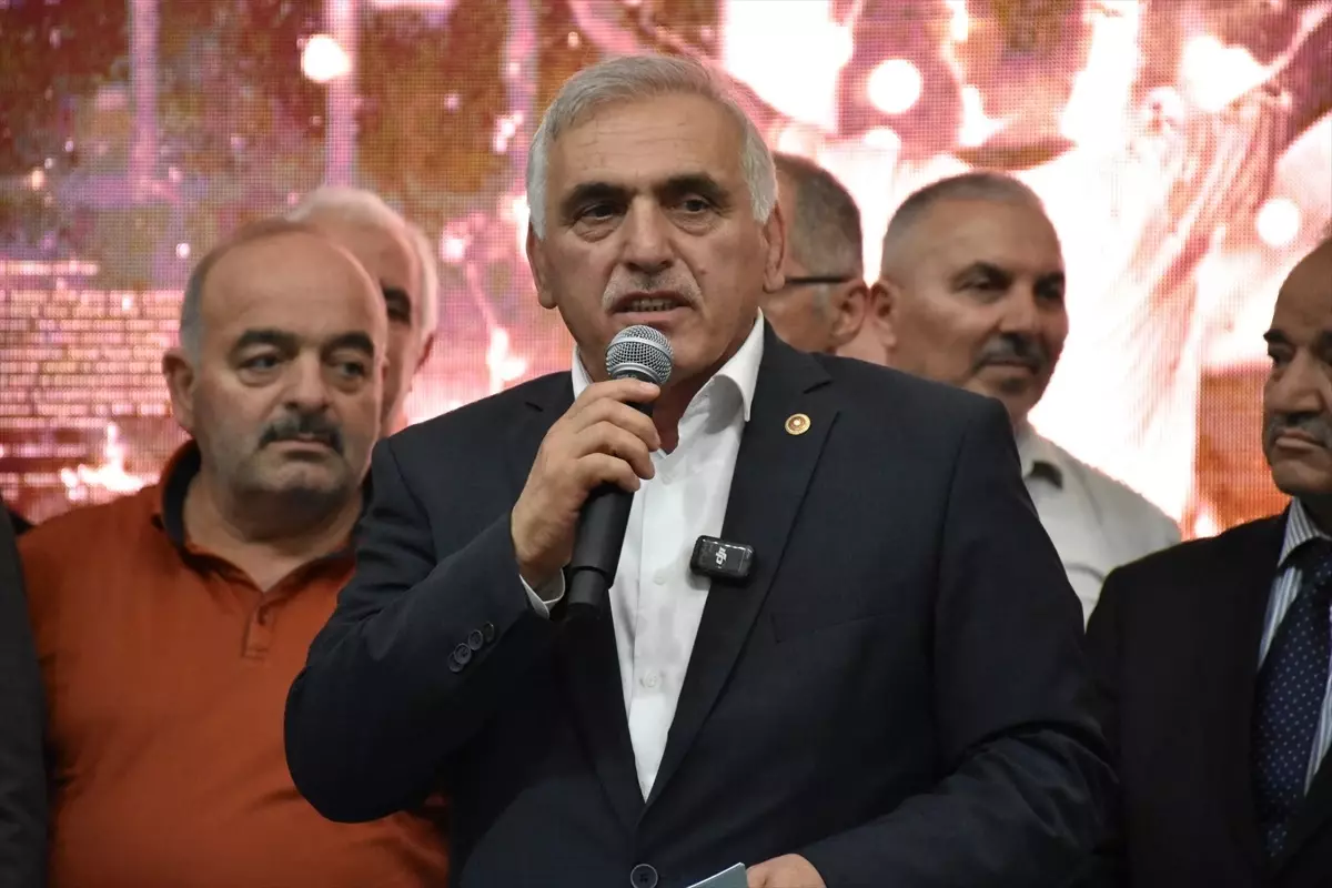Sakarya\'da 15 Temmuz\'u anma programı düzenledi