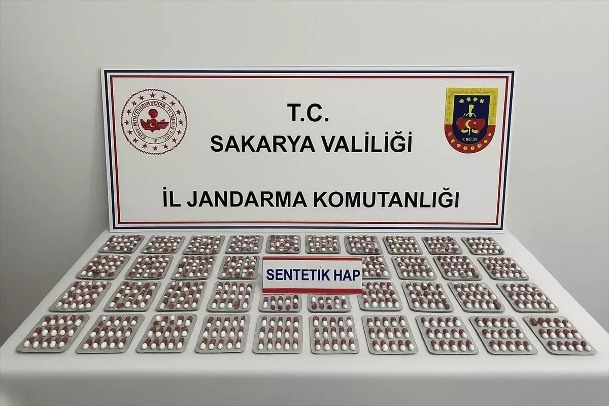 İzmir\'den Sakarya\'ya Uyuşturucu Sevkiyatı: 2 Tutuklama
