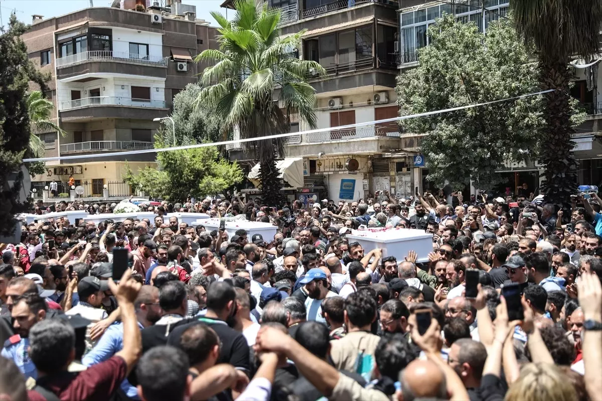 Şam\'da Kiliseye Terör Saldırısı: Cenaze Töreni Düzenlendi